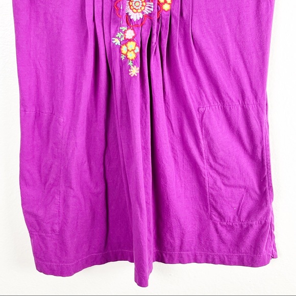 JOHNNY WAS Fuchsia Floral Embroidered Jersey Knit V-Neck Pockets Tunic Top XS - Picture 7 of 10